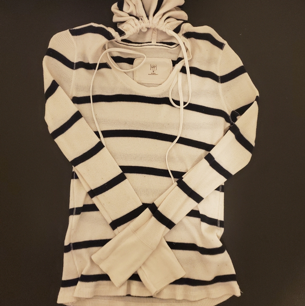 Gap Hooded Tee